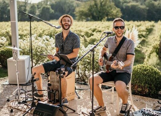 CONCERT acoustique 🎶 avec le Groupe BACKSTREAM 🥰